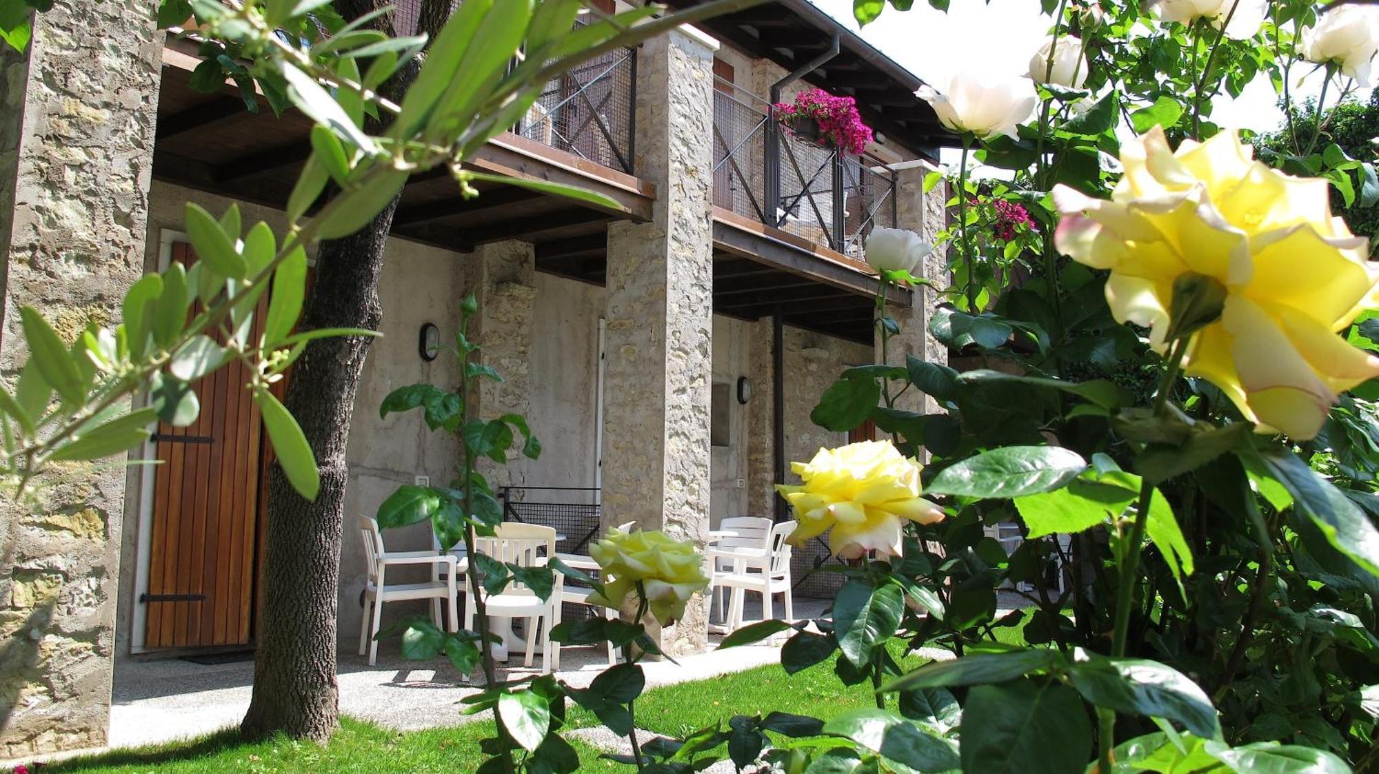Hotel Romeo Torri Del Benaco Zewnętrze zdjęcie